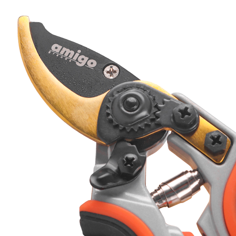 Секатор плоскостной Amigo 76406 оранжевый цвет (пружинный привод, максимальный диаметр реза 20 мм) в Александрове