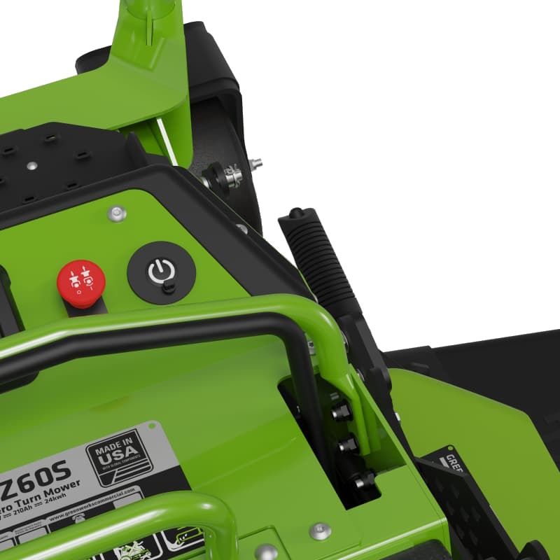 Газонокосилка самоходная Greenworks ZTCS92 7405407, аккумуляторная, с местом оператора (с 82В 105А*ч АКБ) в Угличе