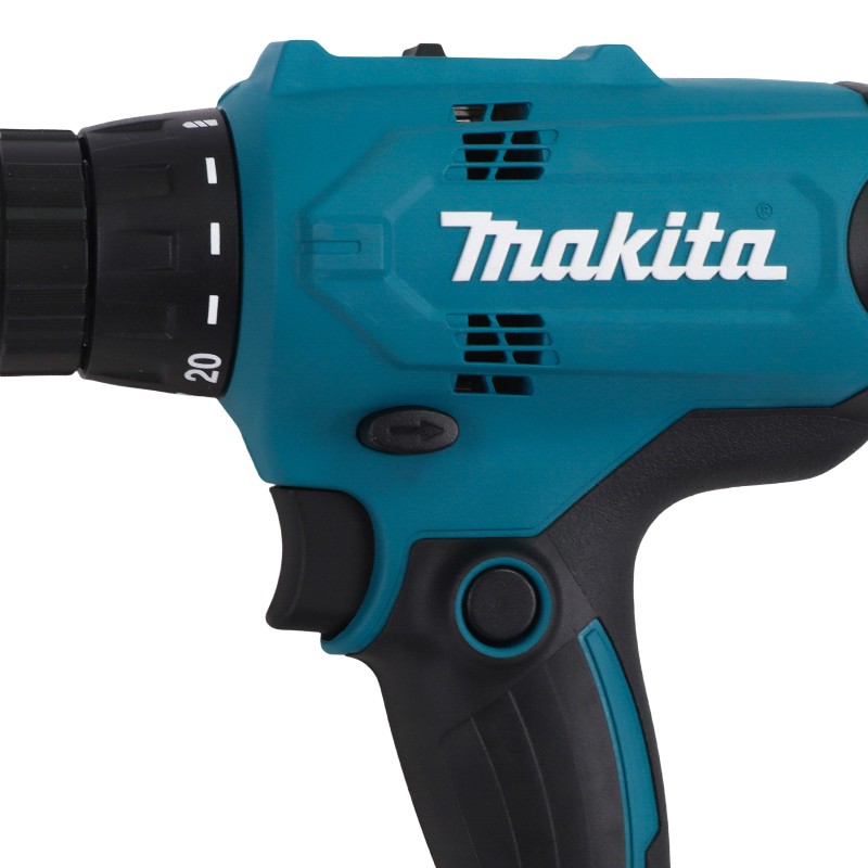 Сетевая дрель-шуруповерт Makita DF0300 (вес 1,2 кг, мощность 320 Вт, кабель 2,5 м)