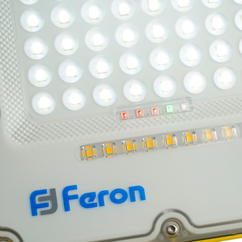 Прожектор светодиодный Feron LL-950 48675 (переносной, с зарядным устройством, 30W,  5Ah, 6400K, IP66) в Костроме