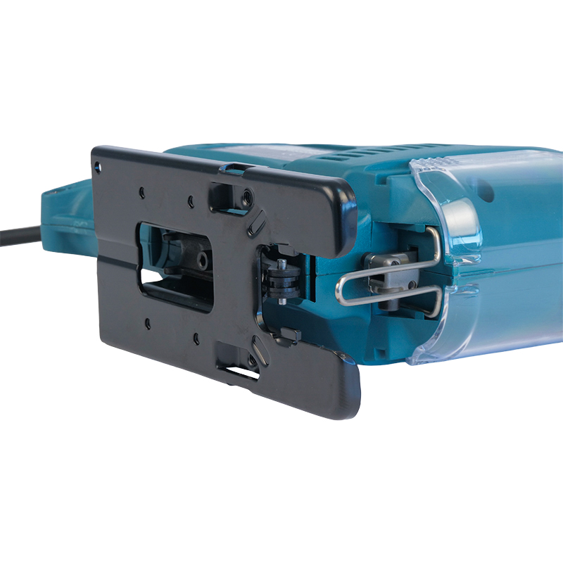 Лобзик для дома Makita 4327 (450 Вт, мах толщина металла 6 мм, вес инструмента 2 кг)