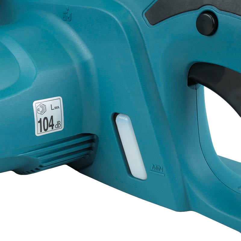 Электрическая цепная пила Makita UC4041A (1800 вт, шина 16 дюймов, скорость цепи 14.5 м/с, вес 4.7 кг) во Владимире