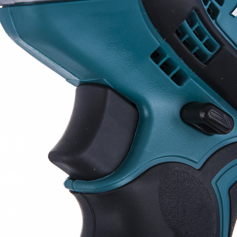 Сетевой ударный винтоверт Makita TD0101 (бытовой, макс 3200 ударов/мин, крутящий момент 100 нм, мощность 230 вт)