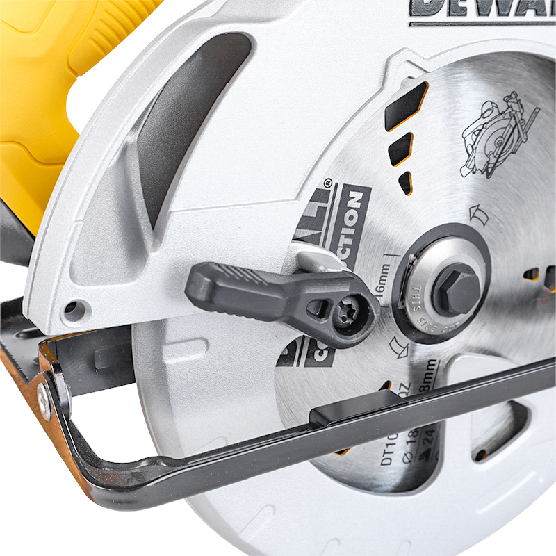 Циркулярная пила DeWalt DWE 560