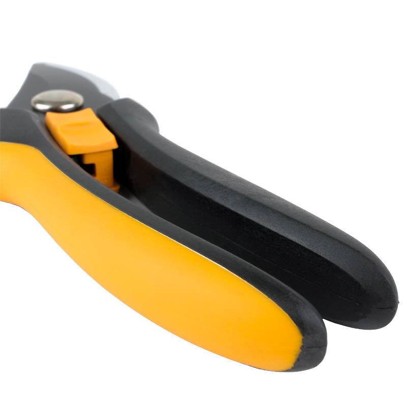 Секатор плоскостной Fiskars Solid P341 1057164