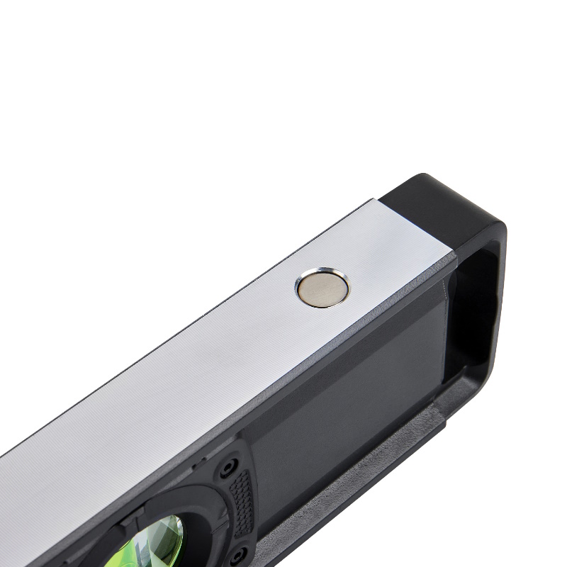 Уровень пузырьковый Elitech HD 320305 207202, 120см, 3 глазка в Костроме