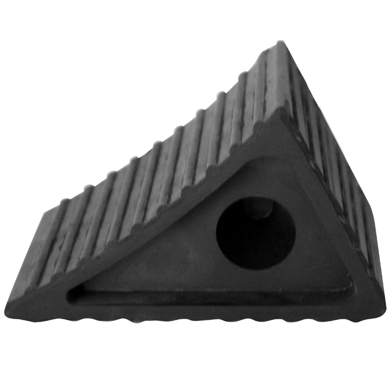 Противооткатный резиновый упор Ombra OHT4002 55574 (120х80х70 мм) в Туле