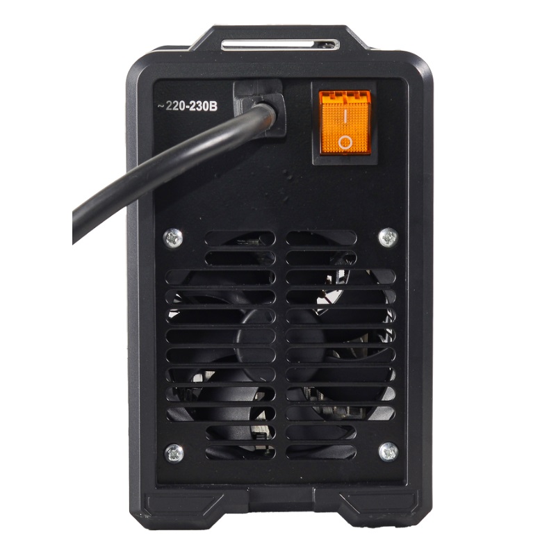 Сварочный аппарат инверторный Ресанта САИ-190Д 65139