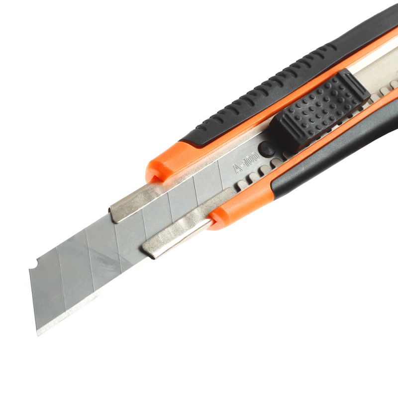 Нож строительный Patriot CKA-182 350004415 (18мм) в Твери