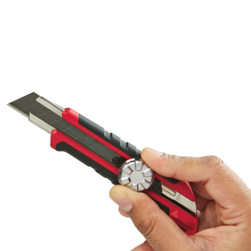 Нож Milwaukee 48221961, 18 мм, выдвижной, строительный, сегментированные лезвия в Кинешме