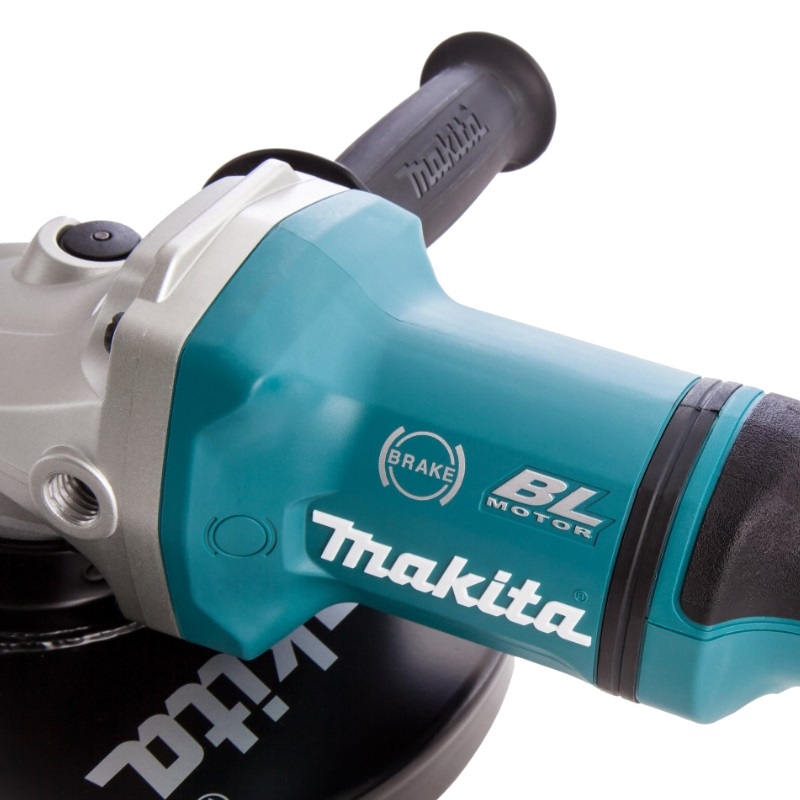 Угловая шлифмашина (болгарка) аккумуляторная Makita DGA900Z LXT BL, 230 мм, 2х18 В, без АКБ и ЗУ, плавный пуск в Туле