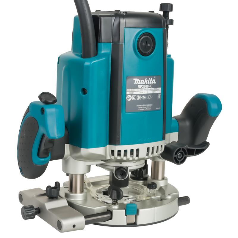 Фрезер Makita RP 2300 FC (универсальный тип, блокировка шпинделя, подсветка рабочей зоны, с оснасткой, коробка) в Иваново
