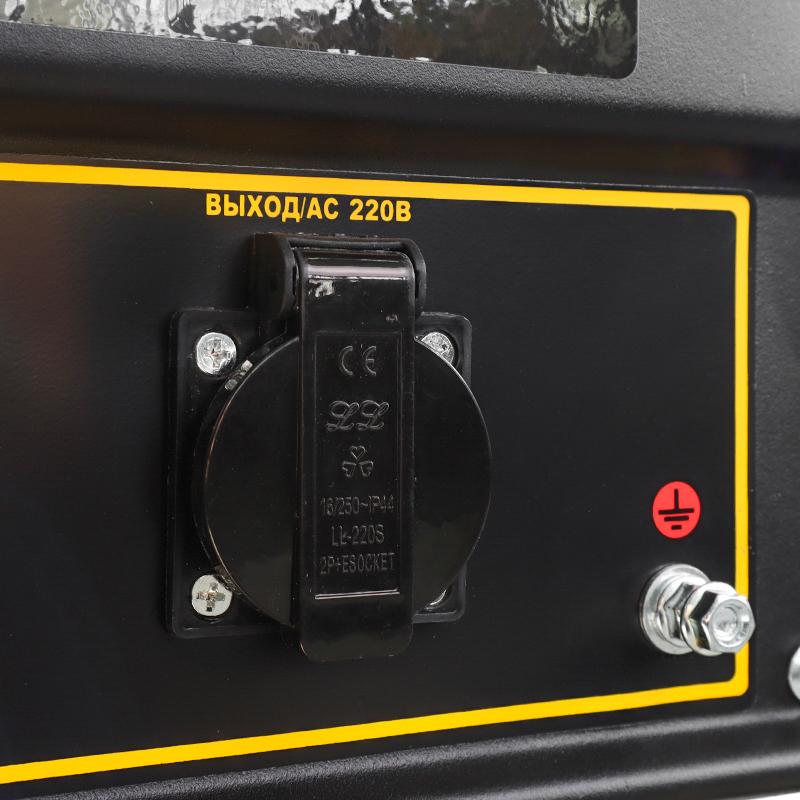 Бензиновый генератор Huter DY2500L в Коврове
