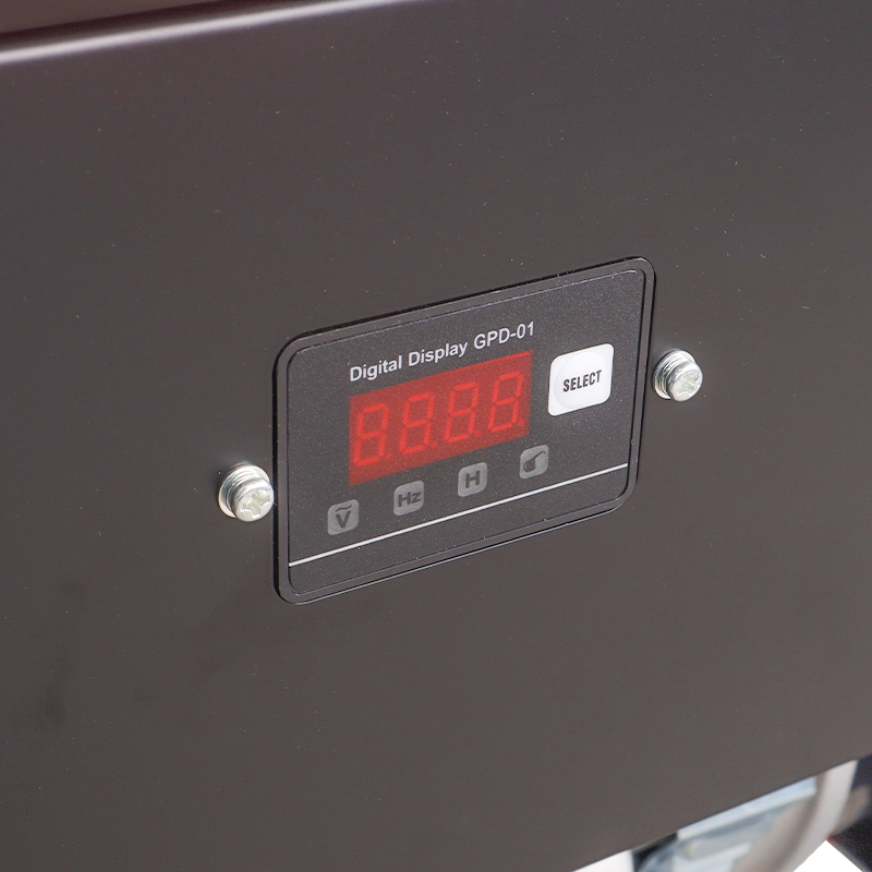 Однофазный электро бензо генератор Fubag BS 7500 (7 кВт, ручной запуск, 3 розетки)