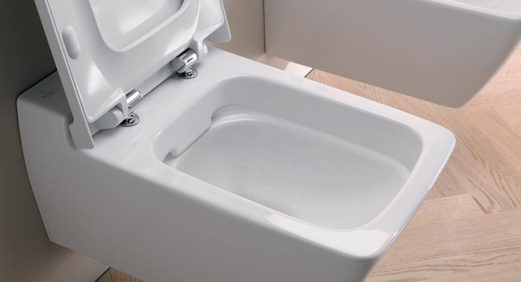 Безободковый унитаз