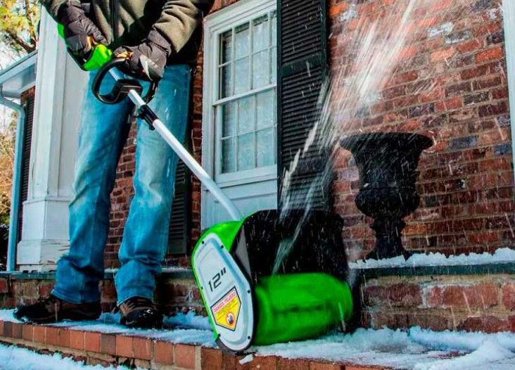 работа аккумуляторной электролопатой