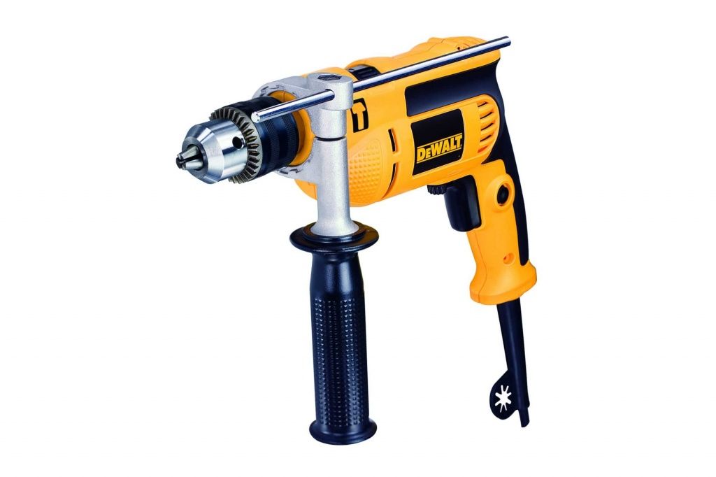 DeWALT DWD024 - хорошая ударная дрель за небольшие деньги