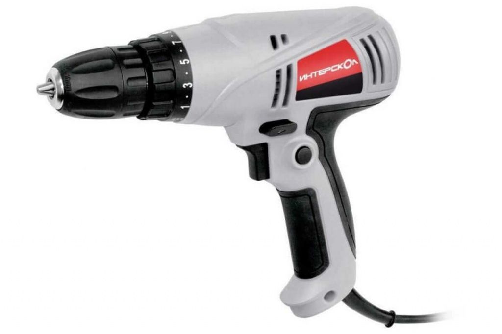 каковы особенности использования шуруповёрта Интерскол ДШ-10/260Э