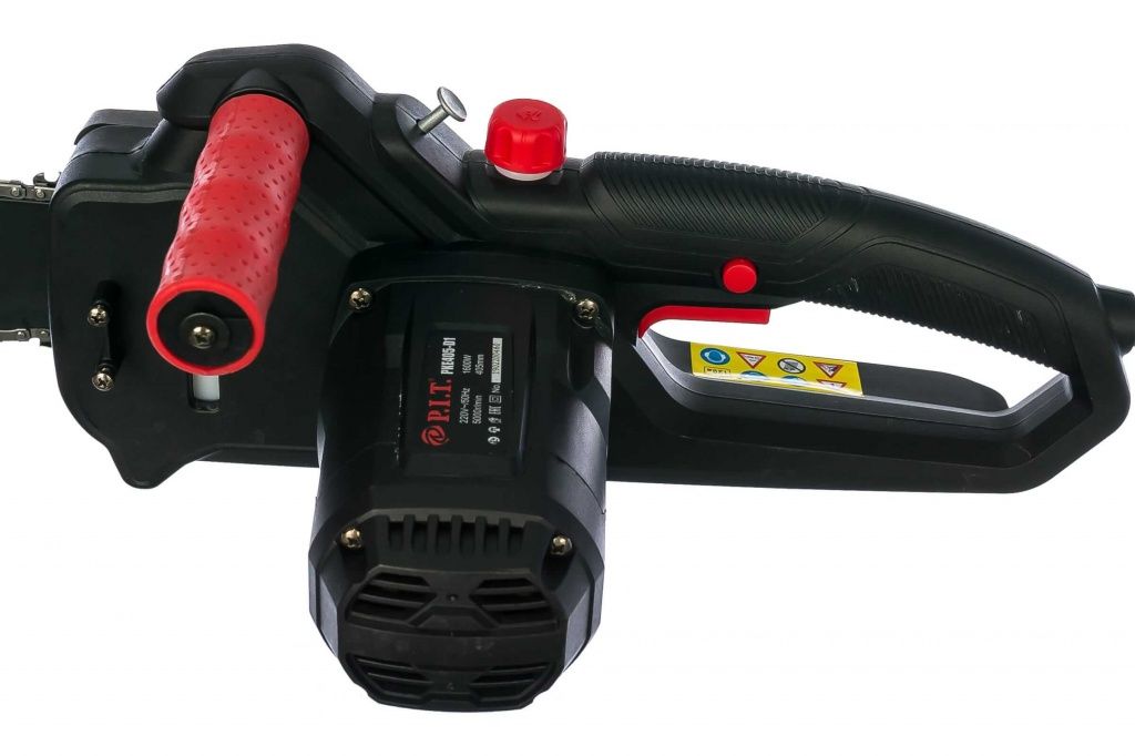 Расположение двигателя электропилы