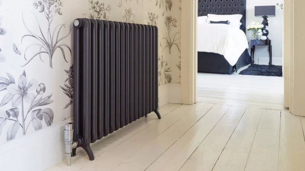 Чугунный радиатор отопления (чугунная батарея)