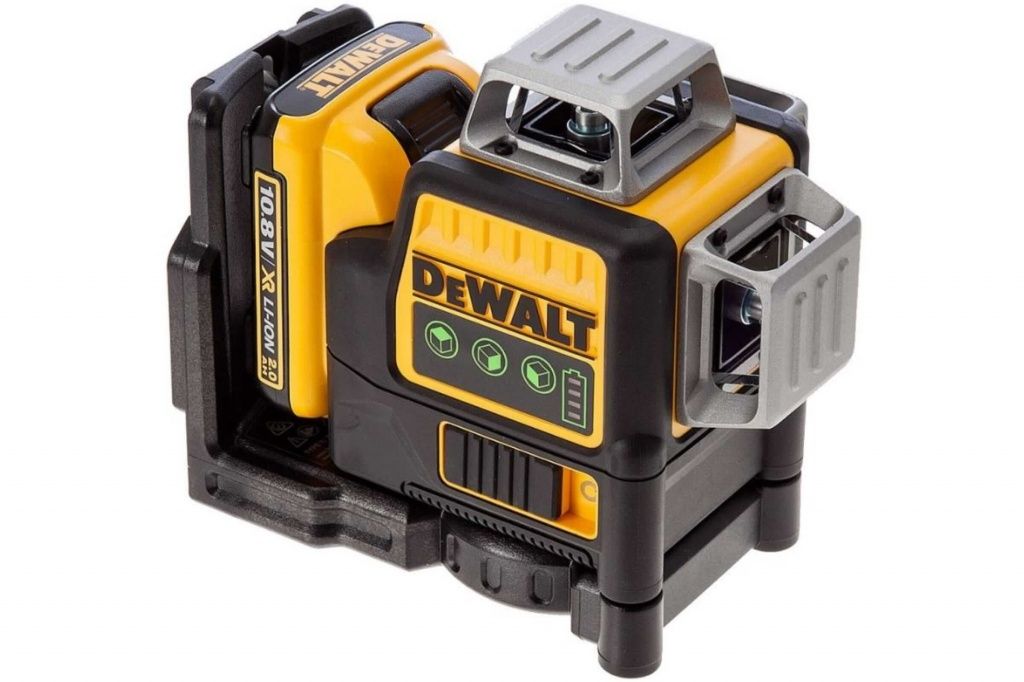 модель DeWALT DCE089D1G попала в топ лазерных уровней за богатую комплектацию