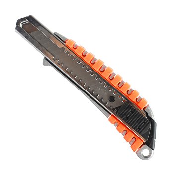 Изображение товара Строительный нож Patriot CKP-183 с выдвижным сегментированным лезвием