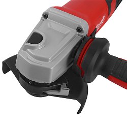 Угловая шлифмашина Milwaukee AGV 15-125 XC