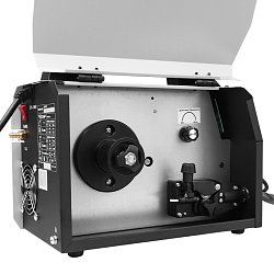 Сварочный полуавтомат Ресанта САИПА-135C MIG, инверторный, 8.3кг, 15А