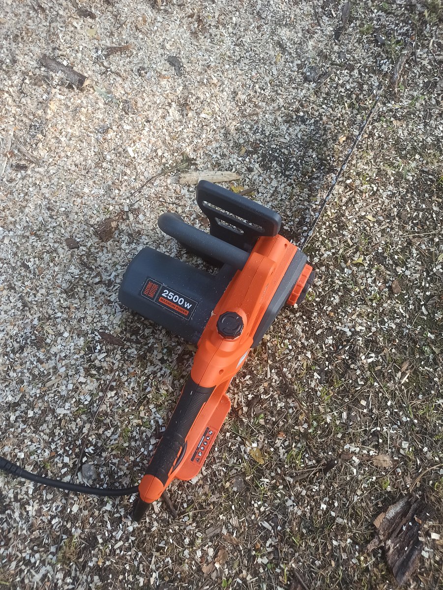 Электрическая цепная пила Daewoo DACS 2500E (мощность двигателя 2500 вт, длина шины 16 дюймов, паз 1.3мм) в Вологде