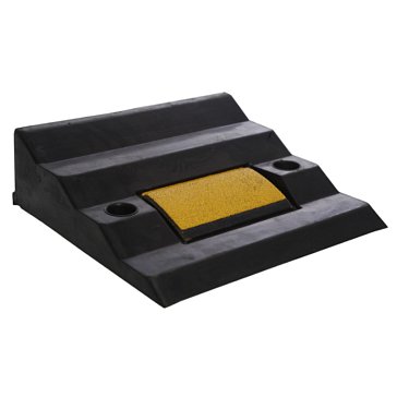 Изображение товара Съезд с бордюра Технология СР-90 00000007800, резиновый 0,3х0,28х0,09м