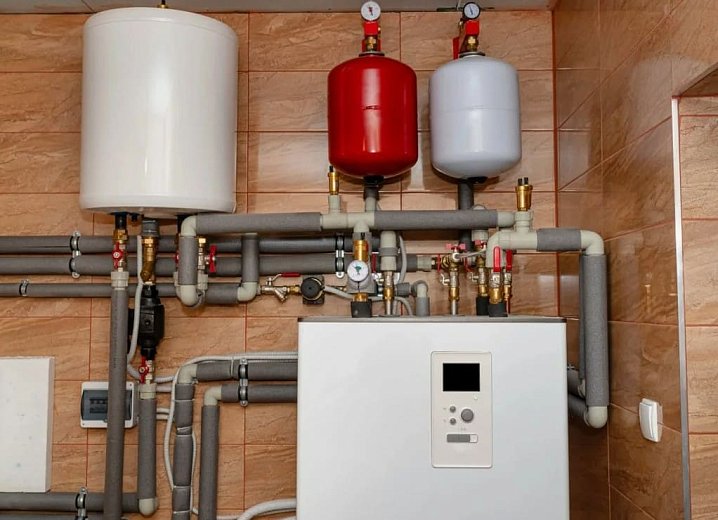 Электрический или газовый котел отопления выбрать для дома