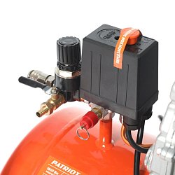 Компрессор Patriot Euro 50-260K 525306316 + набор пневмоинструмента Kit 5В