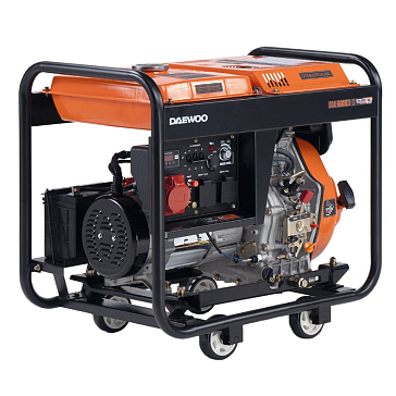 Изображение товара Дизельный генератор электричества для гаража Daewoo DDAE 6000XE-3 (3 фазы, вес 101.6 кг, исполнение открытое)