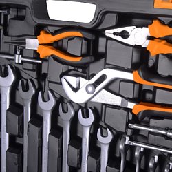 Набор инструментов Вихрь 73/6/7/9, 1/2", 1/4", CrV, в кейсе, 151 предметов