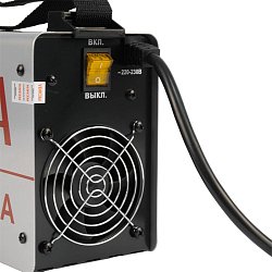Инверторный сварочный аппарат Ресанта САИ 220, вес 5,45кг