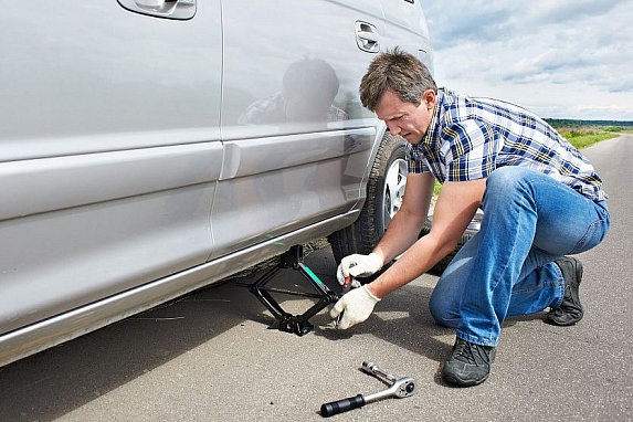 Рейтинг автомобильных домкратов