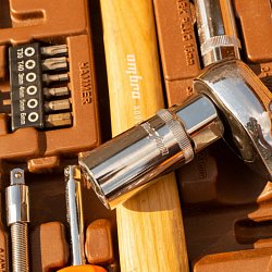 Набор инструмента универсальный Ombra OMT77S12, 77 предметов