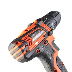 Аккумуляторная дрель-шуруповерт Patriot BR 181UES 180201481 (макс диаметр сверления металла 8 мм)