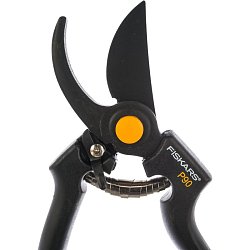 Садовый секатор Fiskars Р90 1001530 с загнутыми лезвиями