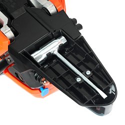 Бензопила Patriot 4518 220105550 (45 см3, легкий запуск, мощность двигателя 3 л.с., вес 6 кг)