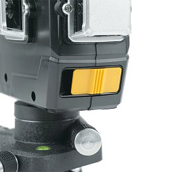 Лазерный нивелир Deko DKLL12PG1 065-0278 (погрешность 0.14 мм/м, защита ip54, самовыравнивание, тренога, кейс)