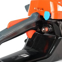 Бензопила Patriot 4518 220105550 (45 см3, легкий запуск, мощность двигателя 3 л.с., вес 6 кг)