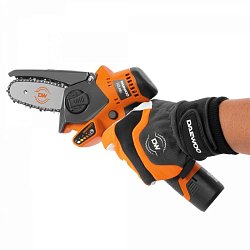 Аккумуляторная цепная пила 16В Daewoo DACS 416Li SET с двумя аккумуляторами (шина 10 см, шаг цепи 1/4, 28 зв.)