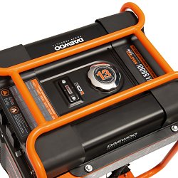 Инверторный бензиновый генератор Daewoo GDA 5600i (мощность 4.2 кВт, объем бака для топлива 13 л)