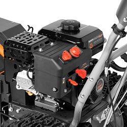 Бензиновая подметальная машина Daewoo SC 7080 для очистки мусора, травы, веток