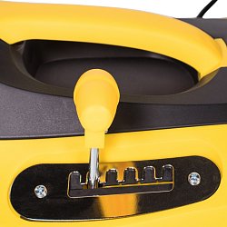 Газонокосилка Champion EM3815 (ширина скашивания 38 см, мощность 1600 вт)