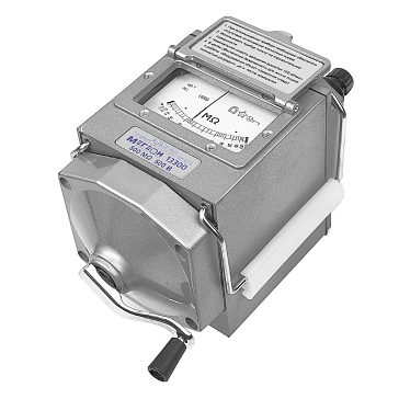 Изображение товара Мегаомметр Измеритель сопротивления изоляции Мегеон 13300 кОм Россия